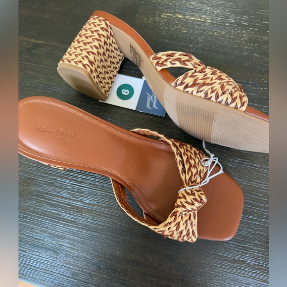 Woven slip ons - Picture 6 of 7